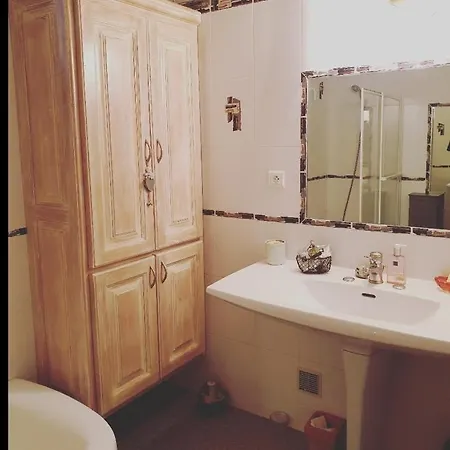 Le Refuge D'eline, Maison De Campagne Sud Cantal *