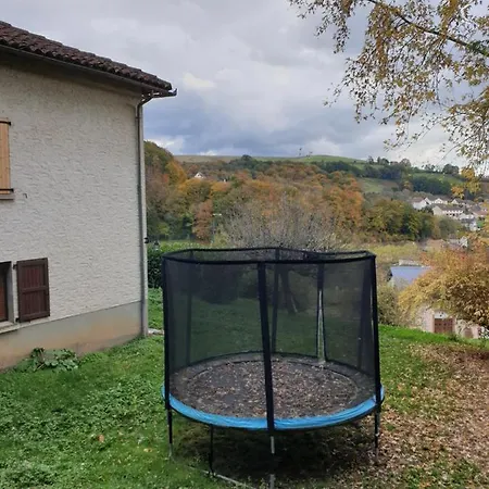 Le Refuge D'eline, Maison De Campagne Sud Cantal Hotel *